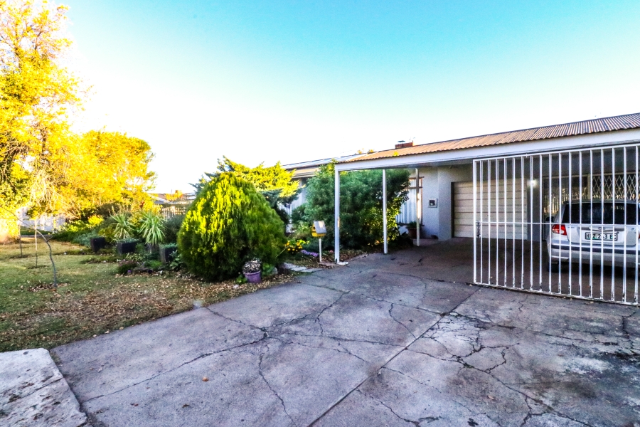 3 Bedroom Property for Sale in Bergsig Eastern Cape